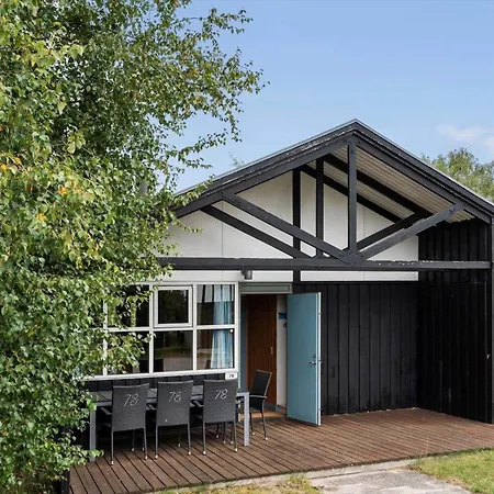 M387-vaeggerlose-botolundvej-78 * Bøtø By