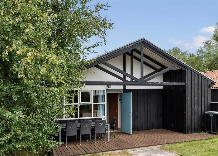 M387-vaeggerlose-botolundvej-78 * Bøtø By